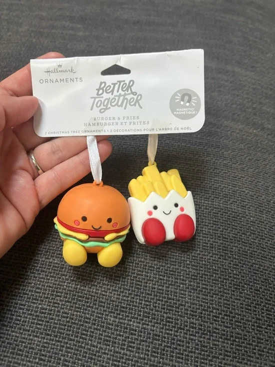Hallmark Better Together Ornaments - Burger and fries - Picture 1 of 2